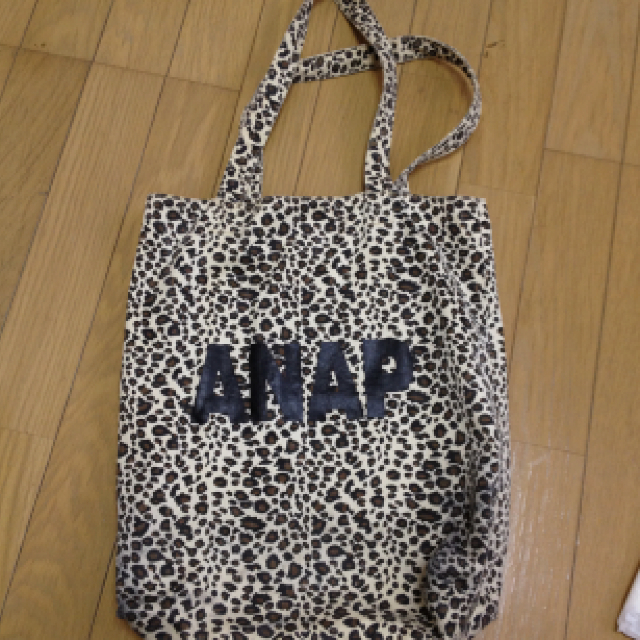 ANAP(アナップ)のANAP☆豹柄ロゴBAG レディースのバッグ(トートバッグ)の商品写真
