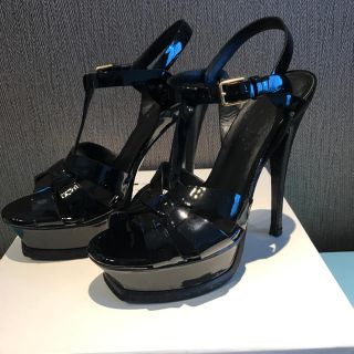 サンローラン(Saint Laurent)の【値下げ】大人気！！イブサンローラン サンダル 35（22センチ）(サンダル)