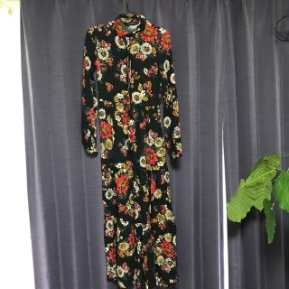 ザラ(ZARA)のZARA今季  花柄ロングワンピース xs(ロングワンピース/マキシワンピース)