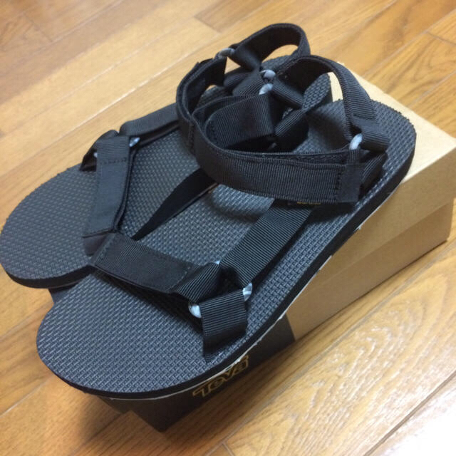 Teva(テバ)のteva 新品 メンズサンダル 27cm メンズの靴/シューズ(サンダル)の商品写真