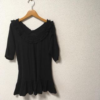 ズッカ(ZUCCa)のフリル デザイン トップス トレンド(カットソー(半袖/袖なし))