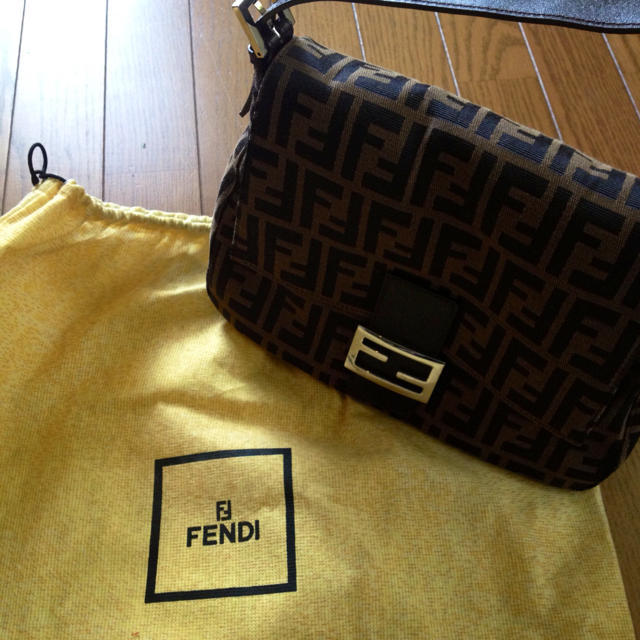 FENDI - フェンディ・マンマバッグ‼美品<値下げ>