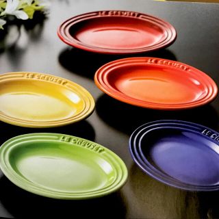 ルクルーゼ(LE CREUSET)の【再値下！新品未使用❁】ル・クルーゼ ミニ オーバル プレート5枚(食器)