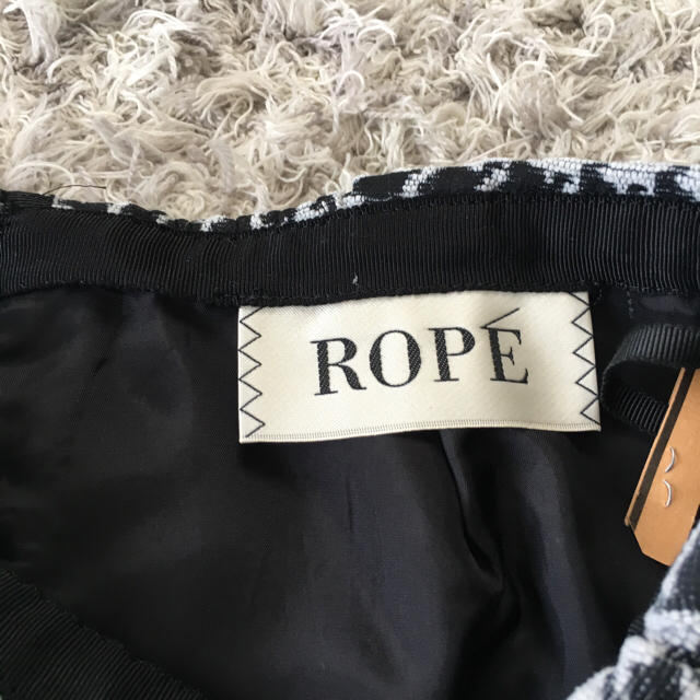ROPE’(ロペ)の【 美品 】 ROPE スカート レディースのスカート(ひざ丈スカート)の商品写真