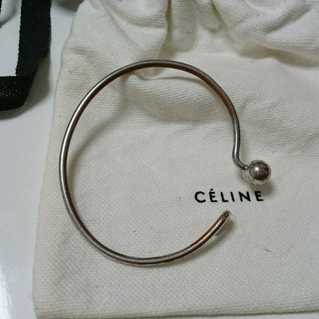 celine(セリーヌ)のセリーヌCELINE☆バングル レディースのアクセサリー(ブレスレット/バングル)の商品写真