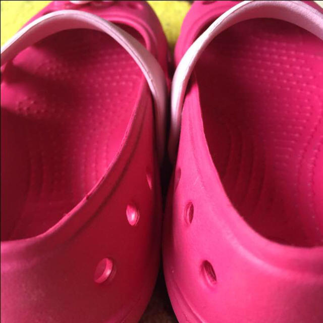 crocs(クロックス)のクロックス キッズ/ベビー/マタニティのベビー靴/シューズ(~14cm)(サンダル)の商品写真