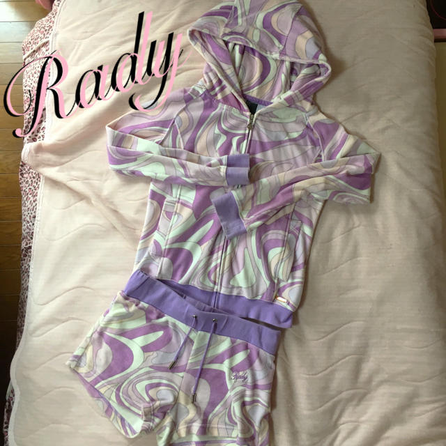 Rady(レディー)のRady♡マーブル柄セットアップ レディースのルームウェア/パジャマ(ルームウェア)の商品写真