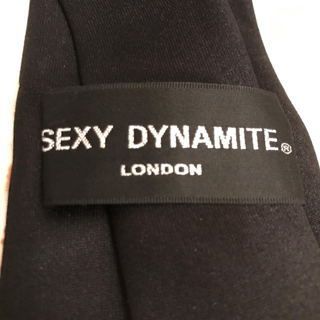 SEXY DYNAMITE(セクシーダイナマイト)のSEXYDYNAMITELONDON CHOICE レディースのファッション小物(ネクタイ)の商品写真