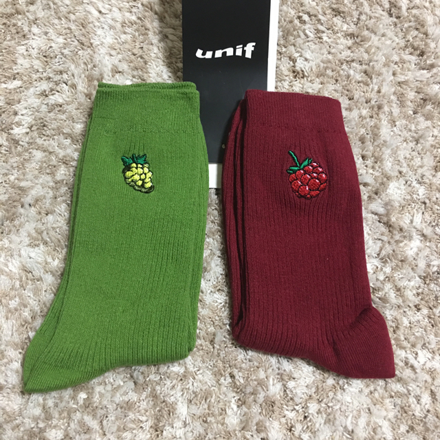 UNIF(ユニフ)の☆UNIF☆ FRUIT SOCK 4-PACK レディースのレッグウェア(ソックス)の商品写真