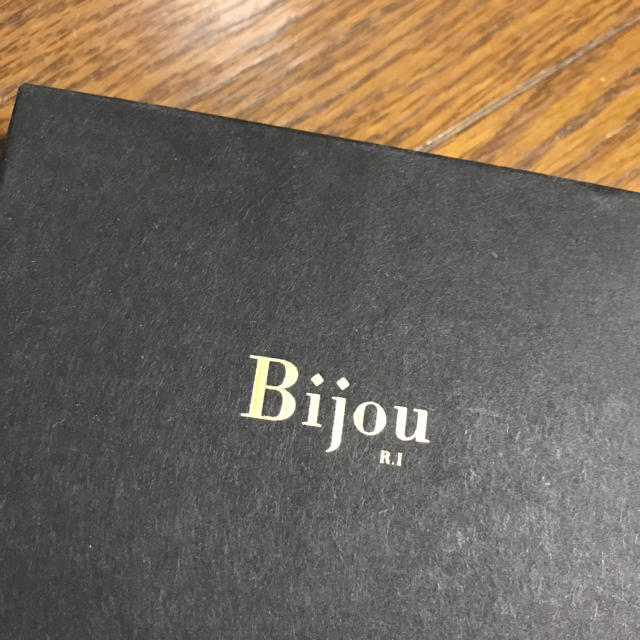Bijou R.I(ビジューアールアイ)のBijou R.I パールピアス レディースのアクセサリー(ピアス)の商品写真
