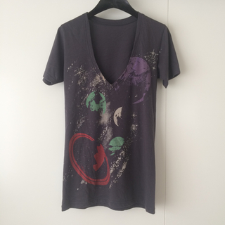 タイトシルエット宇宙コズミックプリントVネックTシャツ(Tシャツ(半袖/袖なし))
