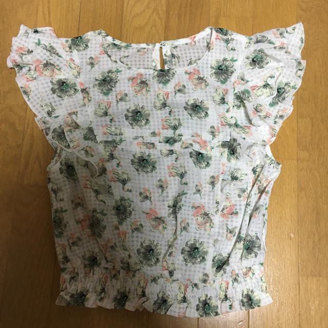 mysty woman(ミスティウーマン)の花柄フリルトップス レディースのトップス(Tシャツ(半袖/袖なし))の商品写真