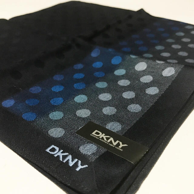 DKNY コットンハンカチ アイボリーベージュ 40×40