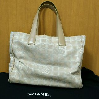 シャネル(CHANEL)のCHANEL  ニュートラベルライン (トートバッグ)