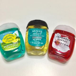 バスアンドボディーワークス(Bath & Body Works)の【バラok】除菌ハンドケアジェル(ハンドクリーム)