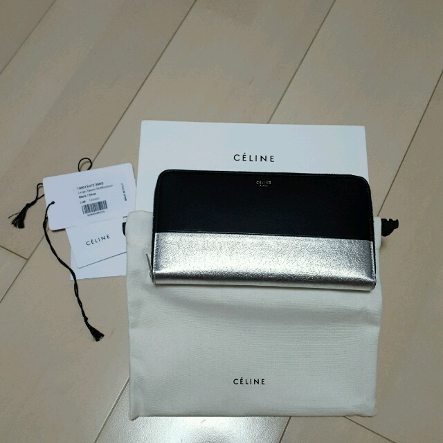 celine(セリーヌ)の本日のみ値下げ　CELINE　限定財布 レディースのファッション小物(財布)の商品写真