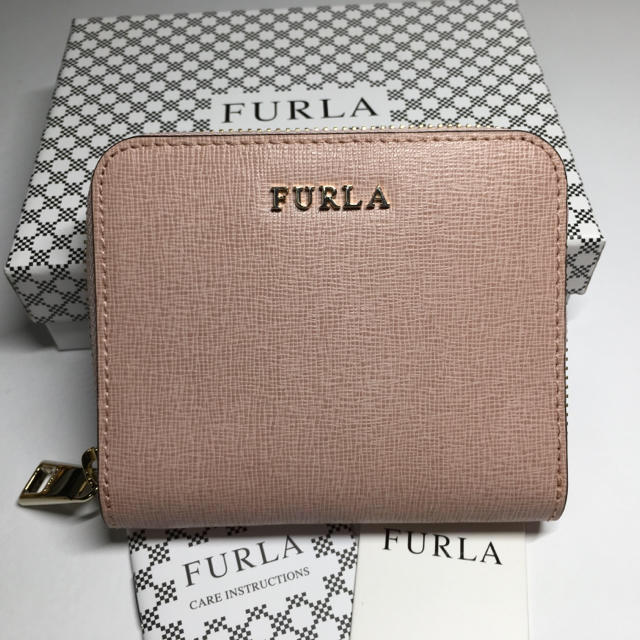 縦9×横11×マチ2cm重量FURLA(フルラ)★人気の折り財布 定価2.2万円 ムーンストーン