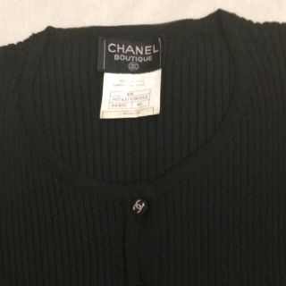 シャネル(CHANEL)のシャネル ココマークボタン カーディガン 美品(カーディガン)