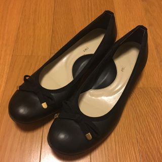 ヴェリココ(velikoko)の美品 ヴェリココ 黒パンプス(ハイヒール/パンプス)