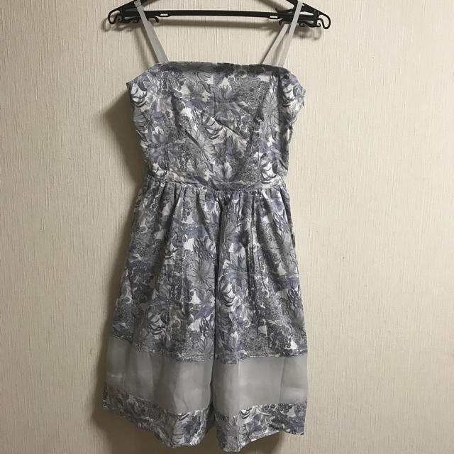 JILL by JILLSTUART(ジルバイジルスチュアート)のジルバイジルスチュアート♡リバティプリントワンピース レディースのワンピース(ひざ丈ワンピース)の商品写真