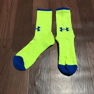 アンダーアーマー(UNDER ARMOUR)の半額 以下アンダーアーマー ソックス MD イエロー ブルー 靴下 数量限定値引(ソックス)