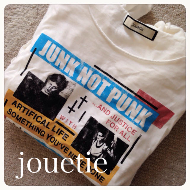 jouetie(ジュエティ)のJunk not punk Tシャツ レディースのトップス(Tシャツ(半袖/袖なし))の商品写真