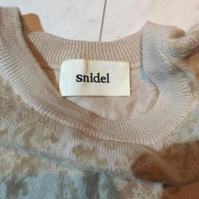 SNIDEL(スナイデル)のsnidel トップス セーター 試着のみ レディースのトップス(トレーナー/スウェット)の商品写真