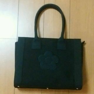 マリークワント(MARY QUANT)のMARY QUANT　キャンバス地　デイジー　バッグ　黒　新品未使用　タグ付き(トートバッグ)