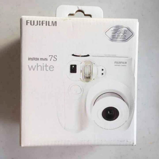 富士フイルム(フジフイルム)の【FUJIFILM】instax mini7S チェキ ホワイト スマホ/家電/カメラのカメラ(フィルムカメラ)の商品写真