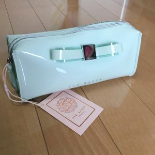 テッドベイカー(TED BAKER)の【みゆ様専用♡】【新品＊未使用】TED BAKER♡リボン付きポーチ(ポーチ)