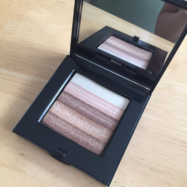 BOBBI BROWN(ボビイブラウン)のボビーブラウン shimmer Brick Compact ベージュ コスメ/美容のベースメイク/化粧品(フェイスカラー)の商品写真