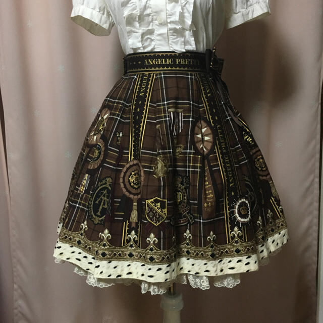 Angelic Pretty(アンジェリックプリティー)のangelicpretty♡ロイヤルロゼッタsk レディースのスカート(ひざ丈スカート)の商品写真