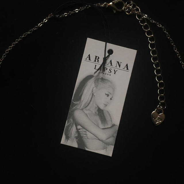 Lipsy(リプシー)のlipsy ARIANAコラボ ネックレス レディースのアクセサリー(ネックレス)の商品写真