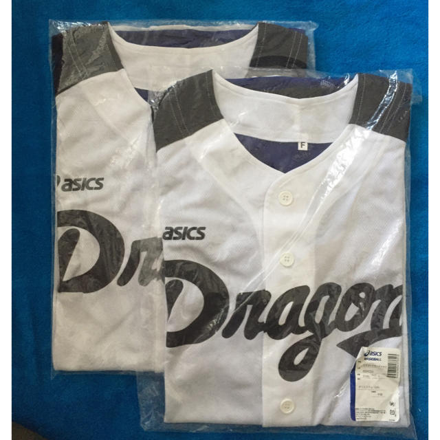 asics(アシックス)の【新品】中日ドラゴンズユニフォーム スポーツ/アウトドアの野球(応援グッズ)の商品写真