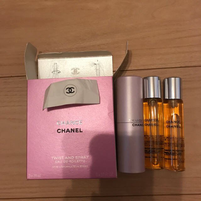 CHANEL(シャネル)のr♡さん専用 CHANEL チャンス スプレー 20ml×2 (香水) コスメ/美容の香水(香水(女性用))の商品写真