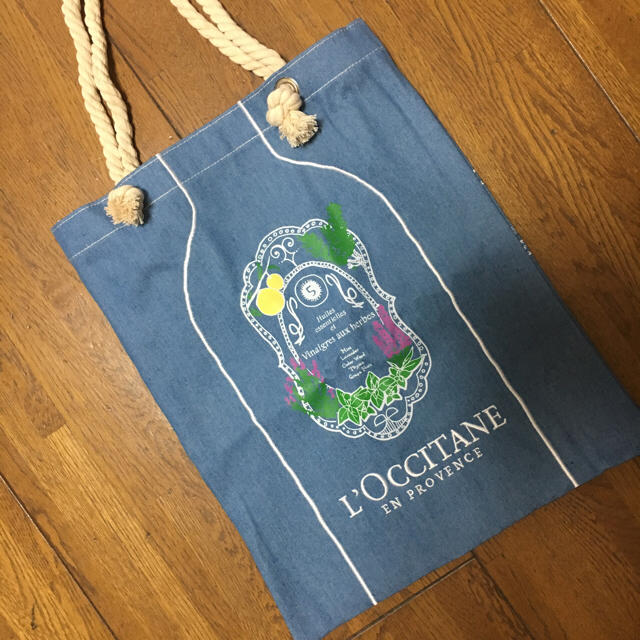 L'OCCITANE(ロクシタン)の【新品】ロクシタン ❤︎デニム トートバック レディースのバッグ(トートバッグ)の商品写真