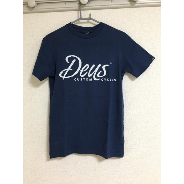 Deus ex Machina(デウスエクスマキナ)の【☆未使用☆】DeusネイビーTシャツ メンズのトップス(Tシャツ/カットソー(半袖/袖なし))の商品写真