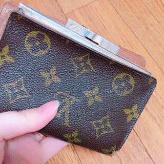 ルイヴィトン(LOUIS VUITTON)のルイ ヴィトン折りたたみ財布(財布)