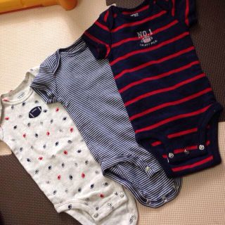 カーターズ(carter's)の新生児男の子春夏ロンパース♡未使用(ロンパース)