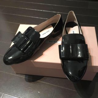 ミュウミュウ(miumiu)のmiumiu フラットシューズ ブラック NERO(ハイヒール/パンプス)