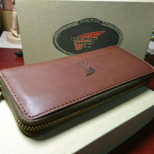 REDWING(レッドウィング)のレッドウイング   ラウンドファスナー財布 メンズのファッション小物(長財布)の商品写真