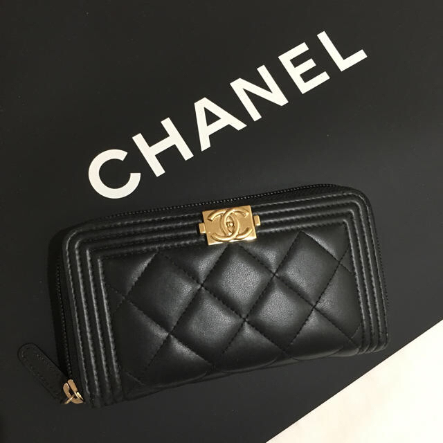 CHANEL(シャネル)のCHANEL♡BOYCHANEL 財布 正規品 レディースのファッション小物(財布)の商品写真