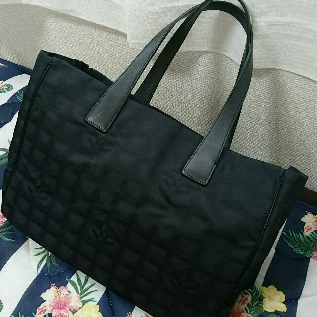 バッグ正規格安  CHANEL 定番トートバッグ  美品