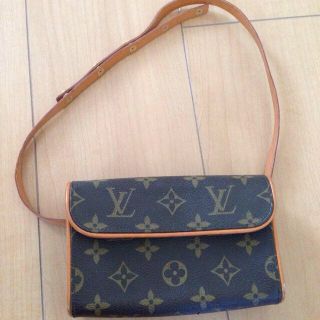 ルイヴィトン(LOUIS VUITTON)のウエストポーチ(ボディバッグ/ウエストポーチ)