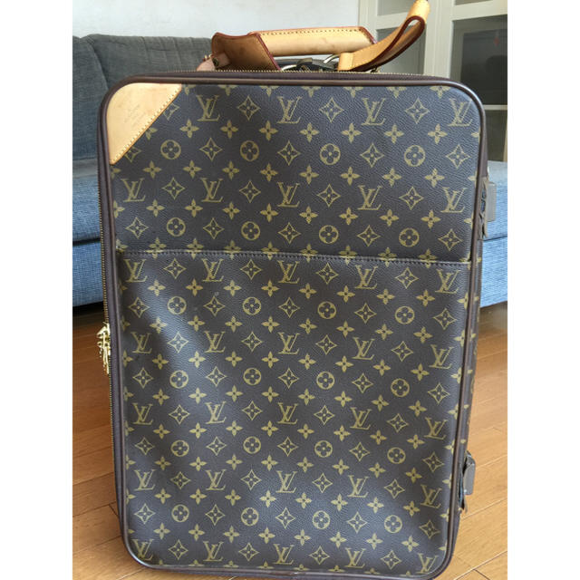 LOUIS VUITTON(ルイヴィトン)のLOUIS VUITTONペガス55 キャリーケース モノグラムライン  レディースのバッグ(スーツケース/キャリーバッグ)の商品写真