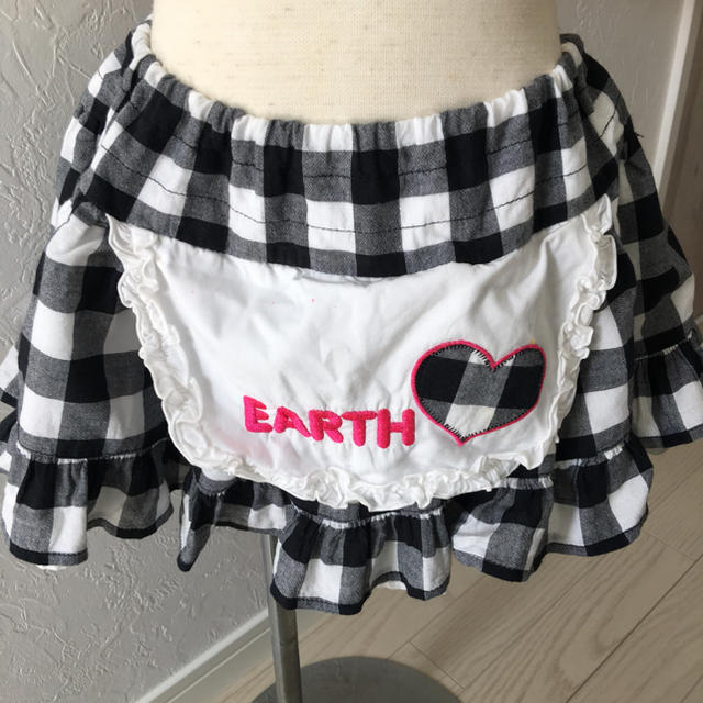EARTHMAGIC(アースマジック)のアースマジック🖤ギンガム スカート🖤１２０ キッズ/ベビー/マタニティのキッズ服女の子用(90cm~)(スカート)の商品写真