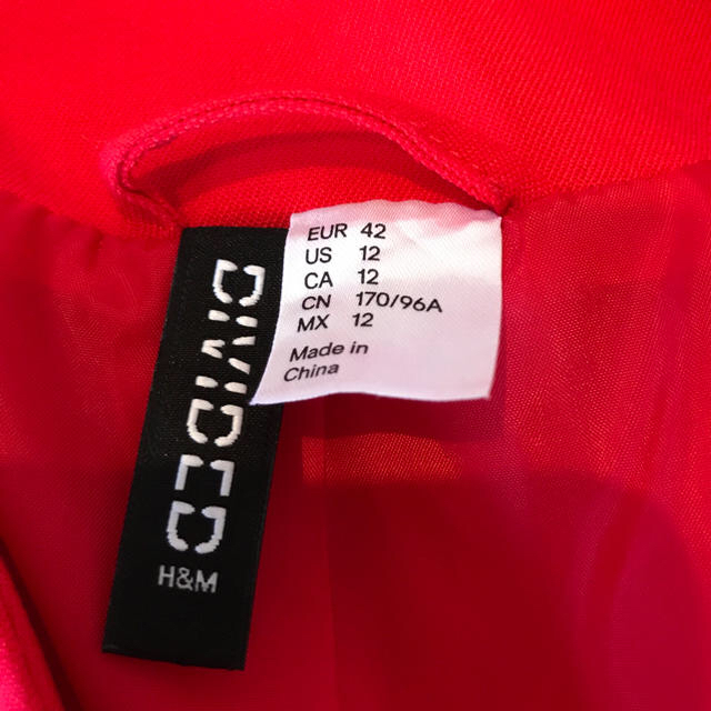 H&M(エイチアンドエム)のノーカラージャケット レディースのジャケット/アウター(ノーカラージャケット)の商品写真