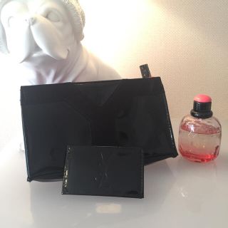 イヴサンローランボーテ(Yves Saint Laurent Beaute)のYves Saint Laurent ノベルティ エナメルポーチ(その他)