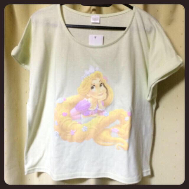 Disney(ディズニー)のラプンツェル♡ドルマンTシャツ レディースのトップス(Tシャツ(半袖/袖なし))の商品写真