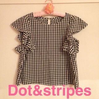 ドットアンドストライプスチャイルドウーマン(Dot&Stripes CHILDWOMAN)のギンガムチェック♡肩フリルトップス☆(シャツ/ブラウス(半袖/袖なし))